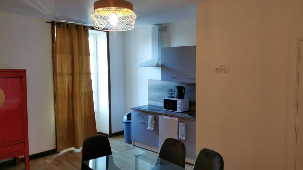 Centre Confolens Studios Renoves Zewnętrze zdjęcie