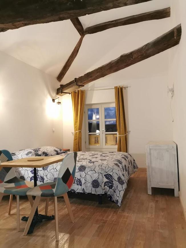 Centre Confolens Studios Renoves Zewnętrze zdjęcie